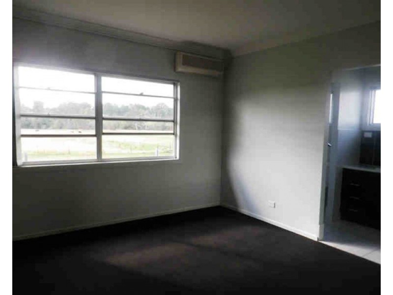 256 East Street, Warwick QLD 4370