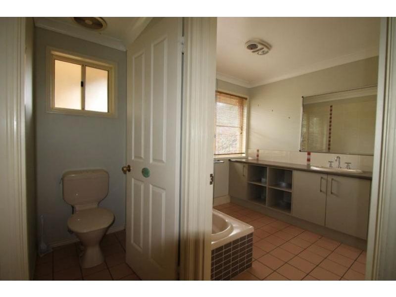 24 Westview Road, Warwick QLD 4370