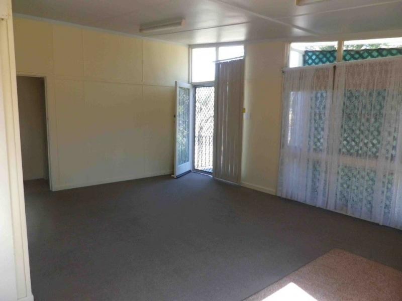 2 Furness Crescent, Warwick QLD 4370
