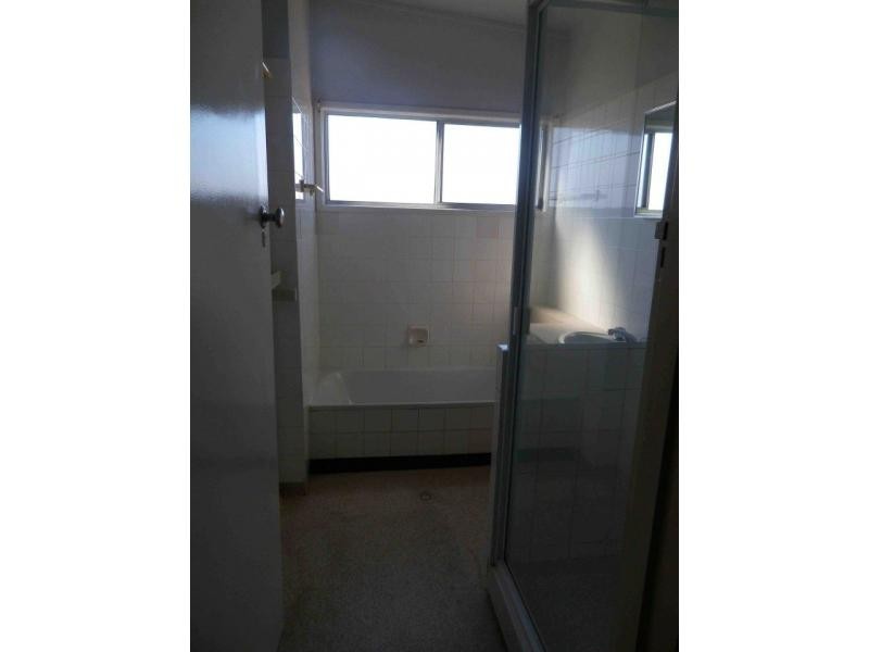 2 Furness Crescent, Warwick QLD 4370