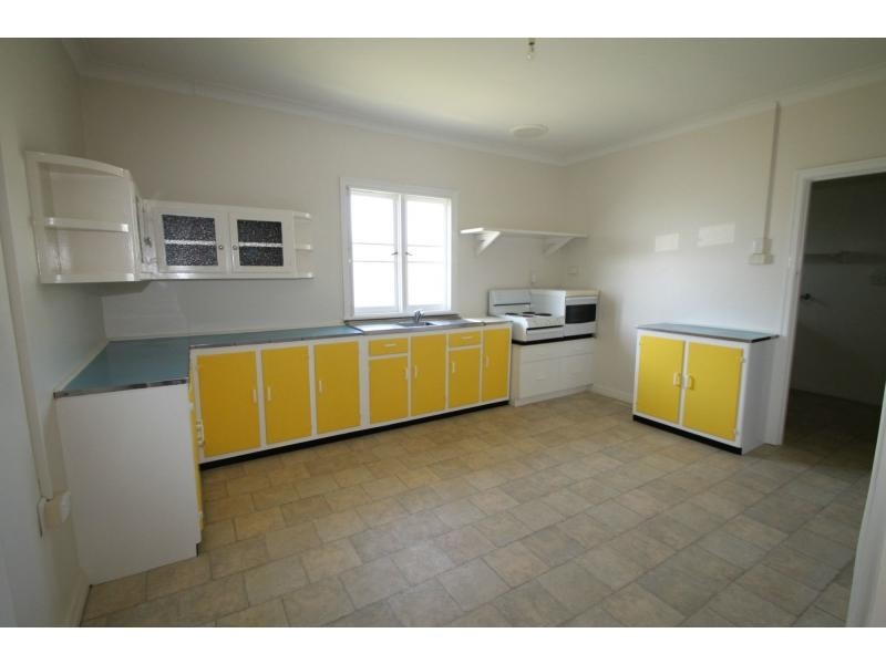 128 Pratten Street, Warwick QLD 4370