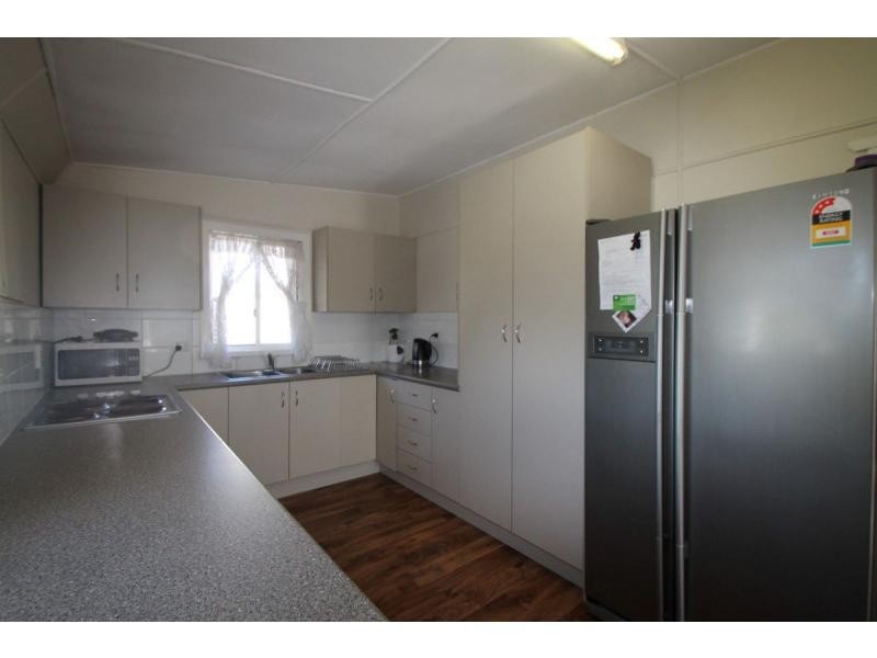 2 Gore Street, Warwick QLD 4370