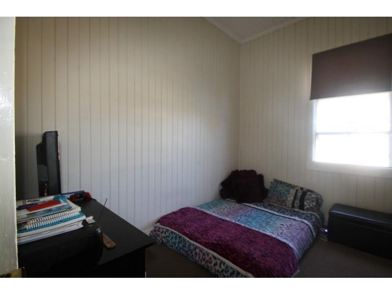2 Gore Street, Warwick QLD 4370