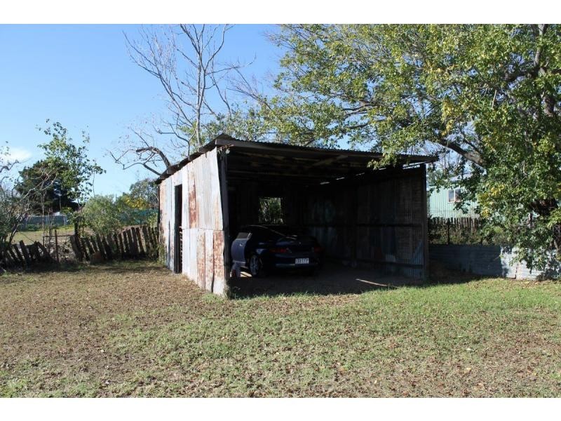 2 Gore Street, Warwick QLD 4370