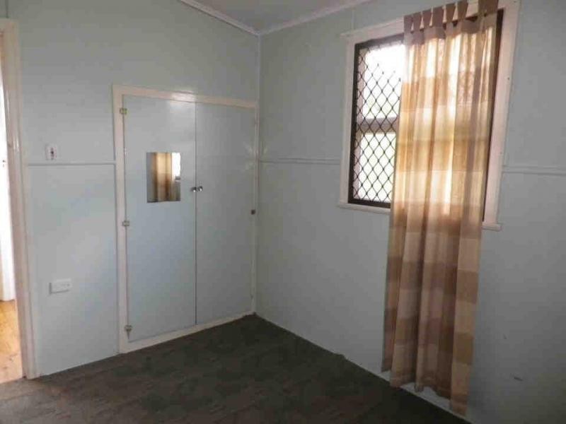 62 Myrtle Avenue, Warwick QLD 4370