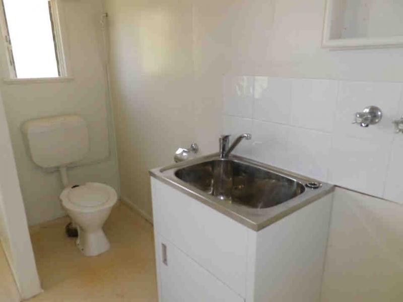 62 Myrtle Avenue, Warwick QLD 4370