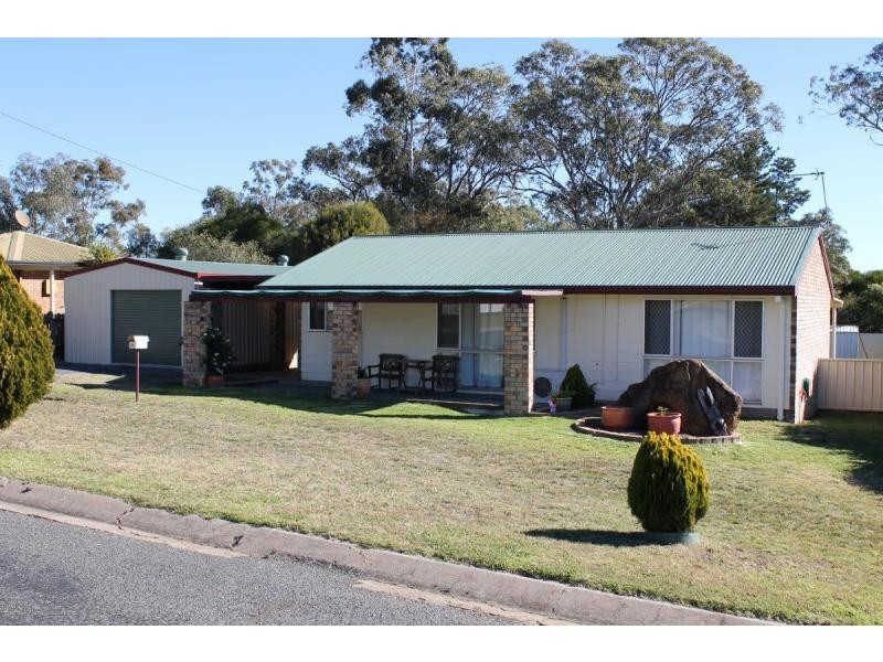 18 Peace Street, Warwick QLD 4370