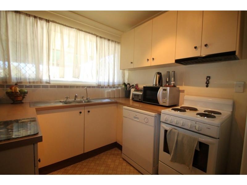 18 Peace Street, Warwick QLD 4370