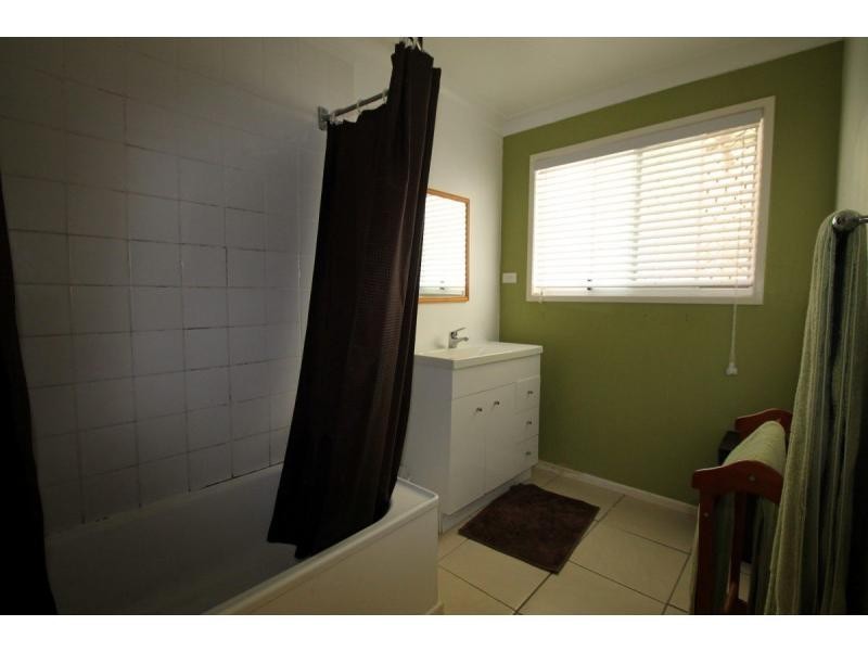 18 Peace Street, Warwick QLD 4370