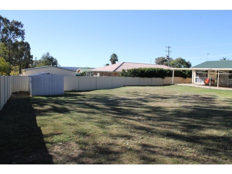 18 Peace Street, Warwick QLD 4370