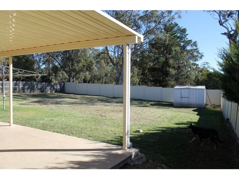 18 Peace Street, Warwick QLD 4370