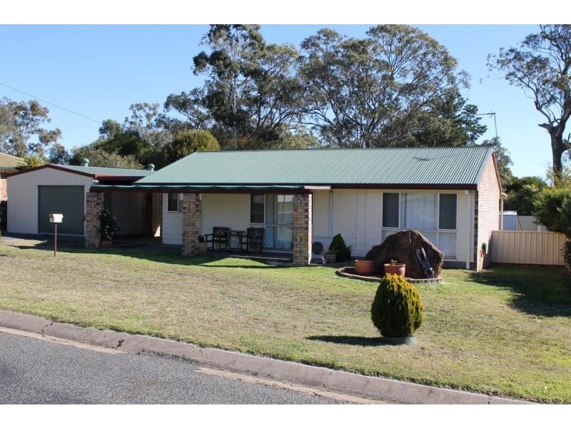 18 Peace Street, Warwick QLD 4370