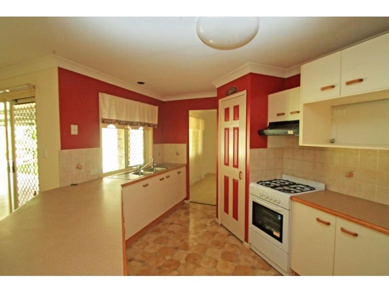 15 Lyons Crescent, Warwick QLD 4370