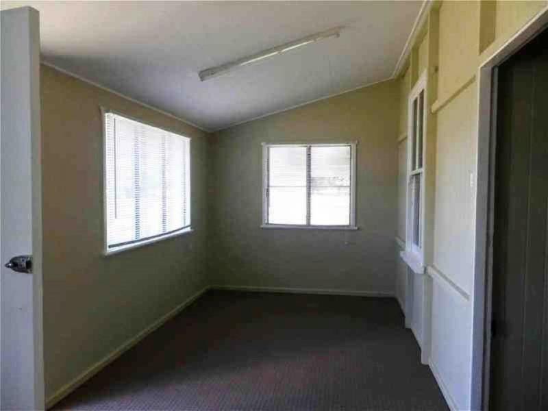 3 Wilga Avenue, Warwick QLD 4370