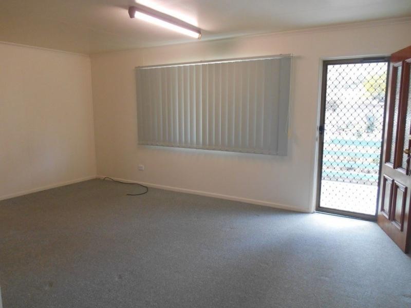 1 Uambi Place, Warwick QLD 4370