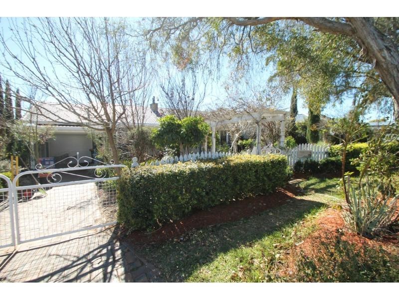 111 Locke Street, Warwick QLD 4370