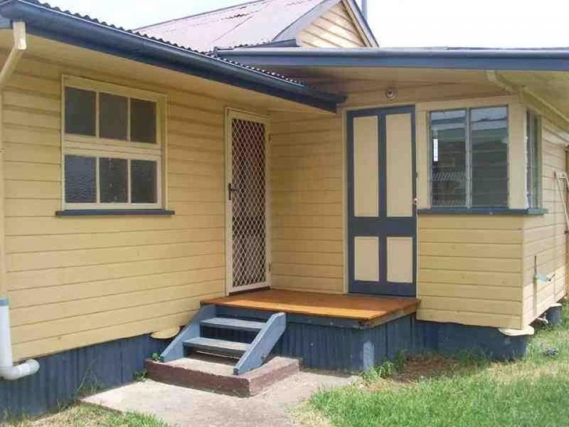 35 Myall Avenue, Warwick QLD 4370
