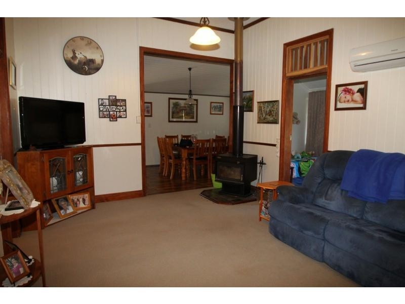42 Dragon Street, Warwick QLD 4370