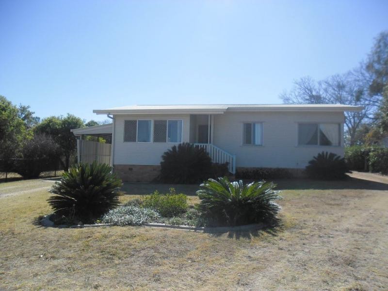 3 Chermside Drive, Warwick QLD 4370