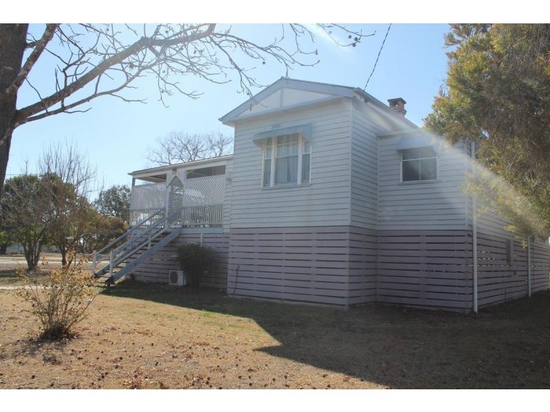 32 Percy Street, Warwick QLD 4370