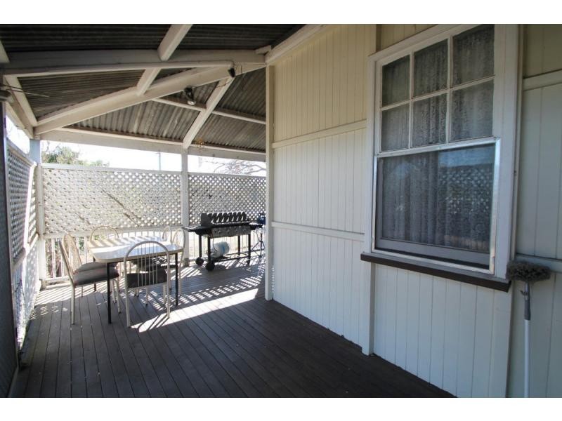 32 Percy Street, Warwick QLD 4370