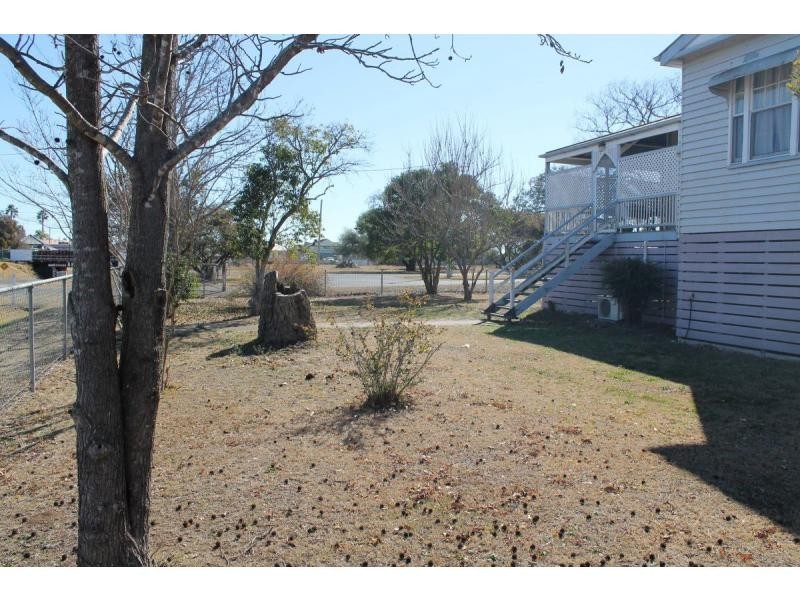 32 Percy Street, Warwick QLD 4370