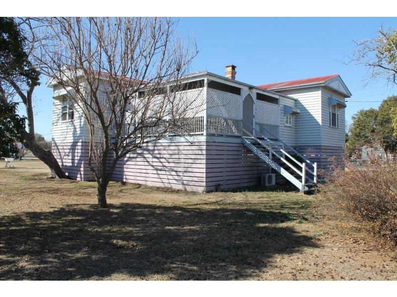 32 Percy Street, Warwick QLD 4370