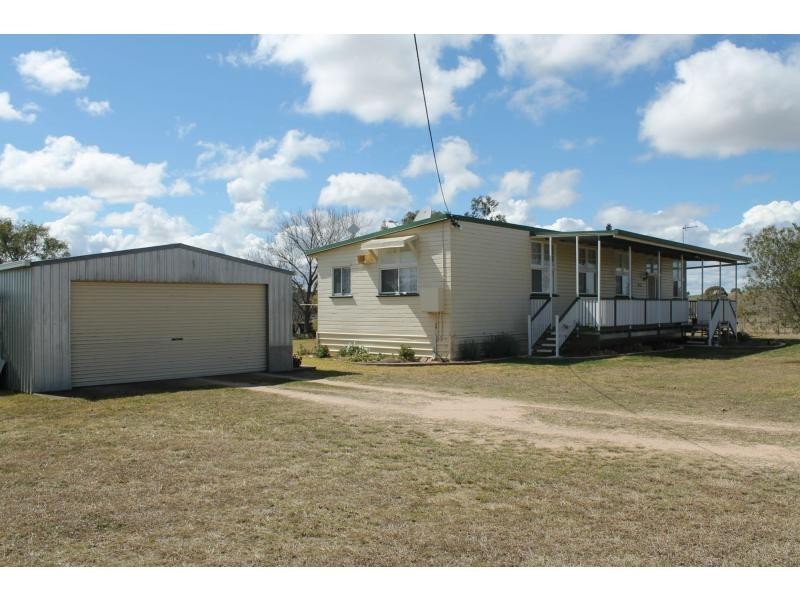 2 Barron Street, Hendon QLD 4362