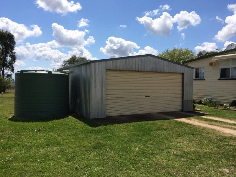 2 Barron Street, Hendon QLD 4362