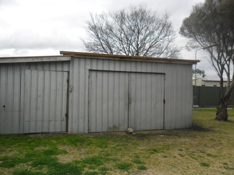 35 Stewart Avenue, Warwick QLD 4370