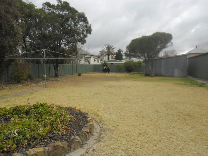 35 Stewart Avenue, Warwick QLD 4370