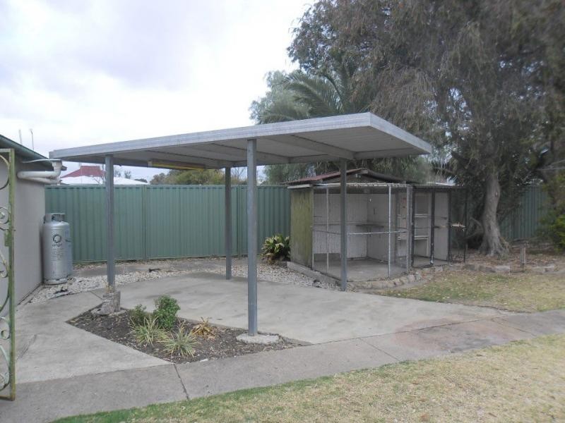 35 Stewart Avenue, Warwick QLD 4370