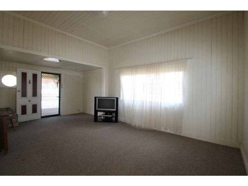 19 King Street, Warwick QLD 4370