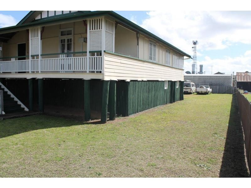 19 King Street, Warwick QLD 4370