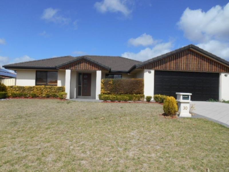 30 Baguley Street, Warwick QLD 4370
