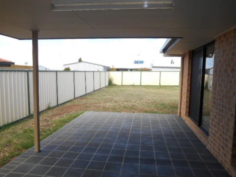 30 Baguley Street, Warwick QLD 4370