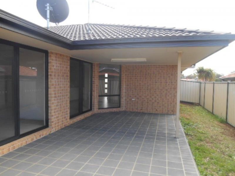 30 Baguley Street, Warwick QLD 4370