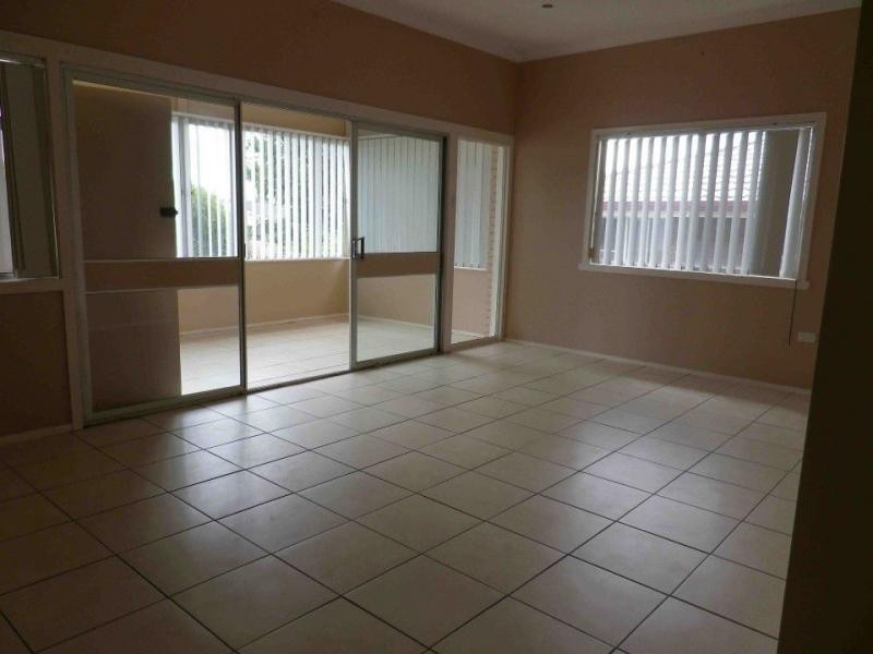 27 Redgwell Street, Warwick QLD 4370