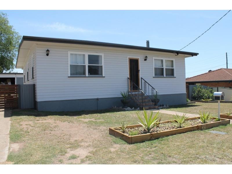 2A Percy Street, Warwick QLD 4370