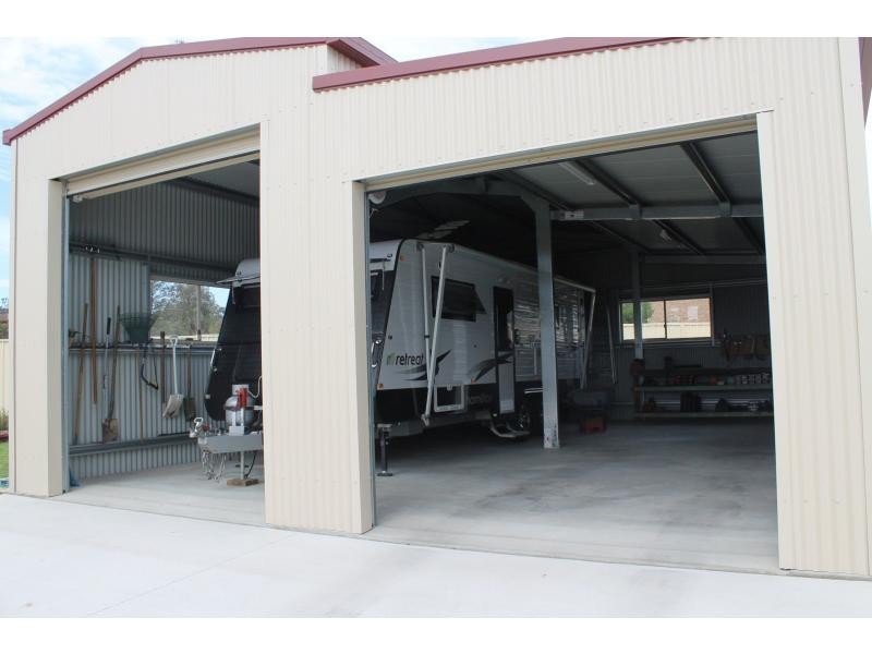 27 Lyons Crescent, Warwick QLD 4370