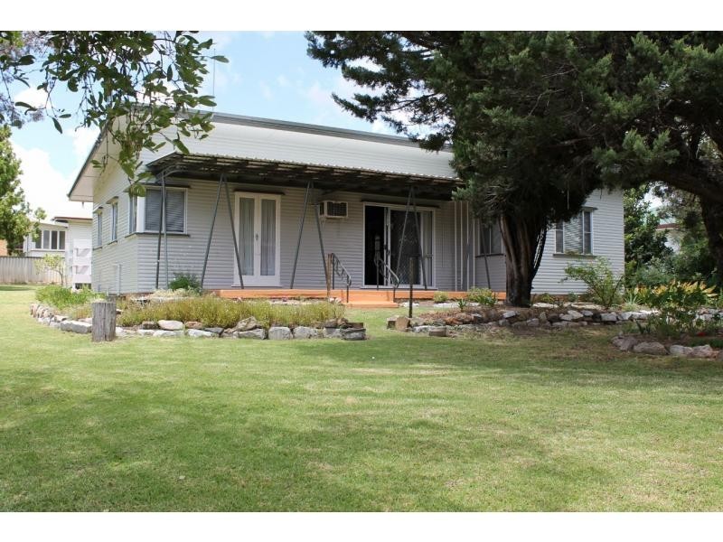 150 Wood Street, Warwick QLD 4370