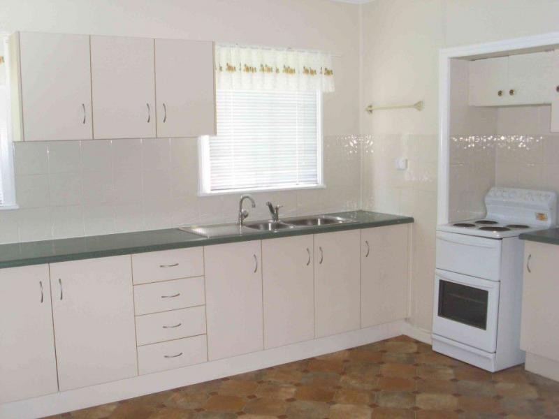 150 Wood Street, Warwick QLD 4370