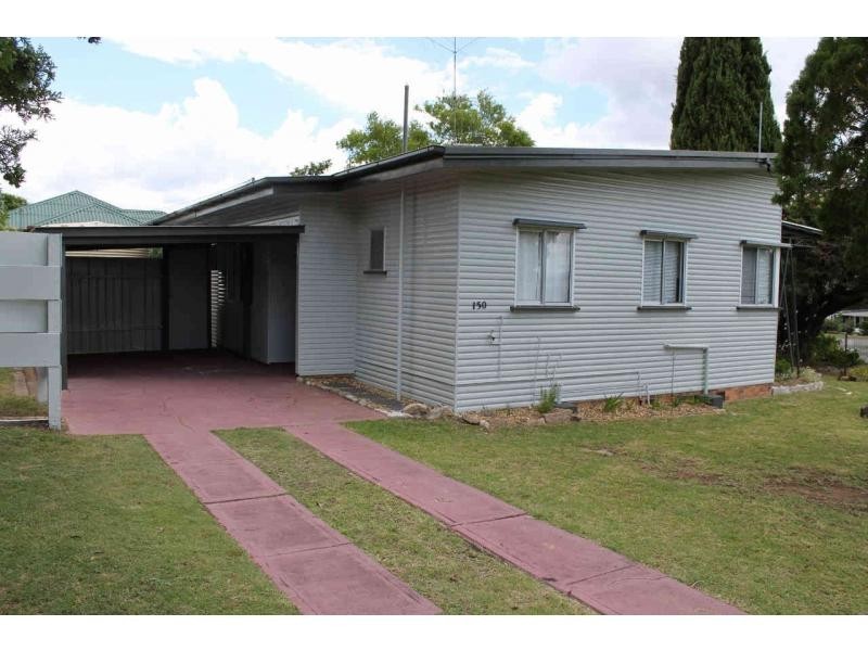 150 Wood Street, Warwick QLD 4370