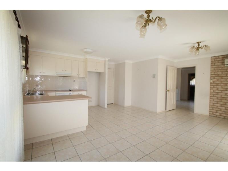 Unit 3/10 Locke Street, Warwick QLD 4370
