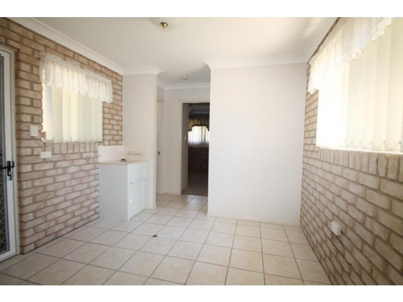 Unit 3/10 Locke Street, Warwick QLD 4370
