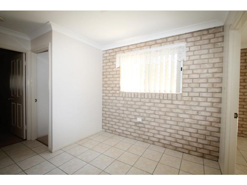 Unit 3/10 Locke Street, Warwick QLD 4370