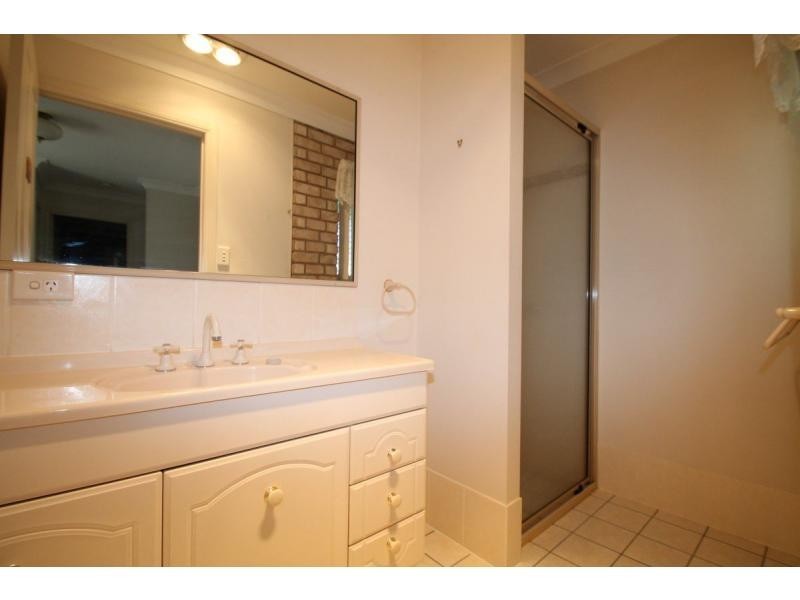 Unit 3/10 Locke Street, Warwick QLD 4370