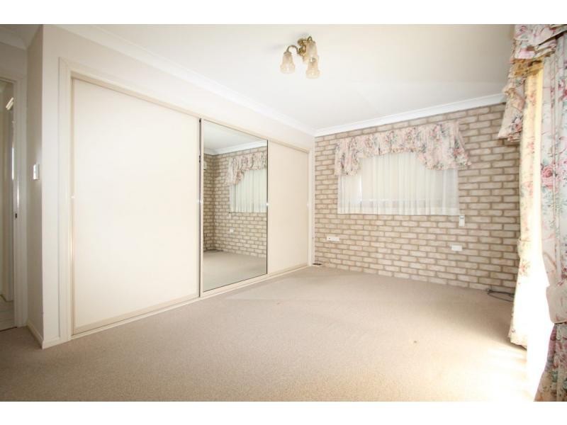 Unit 3/10 Locke Street, Warwick QLD 4370