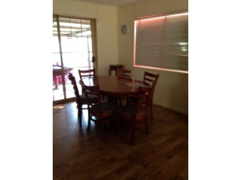 12 King Street, Yangan QLD 4371