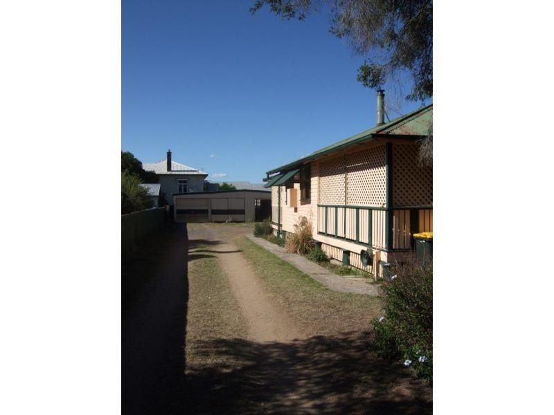 15 Wood Street, Warwick QLD 4370